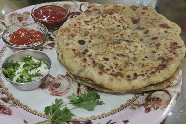 mooli paratha