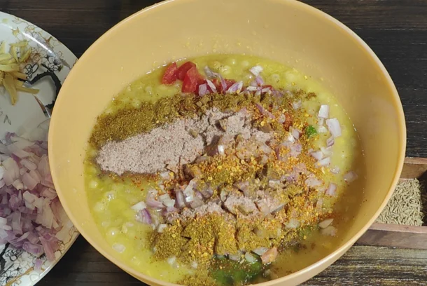 how to make matar kulcha